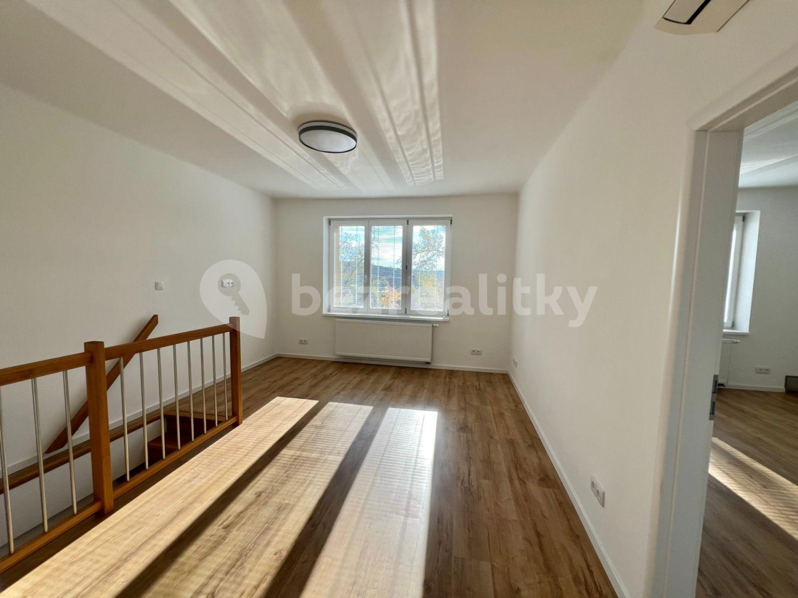 3 bedroom flat to rent, 98 m², Budějovická, Prague, Prague