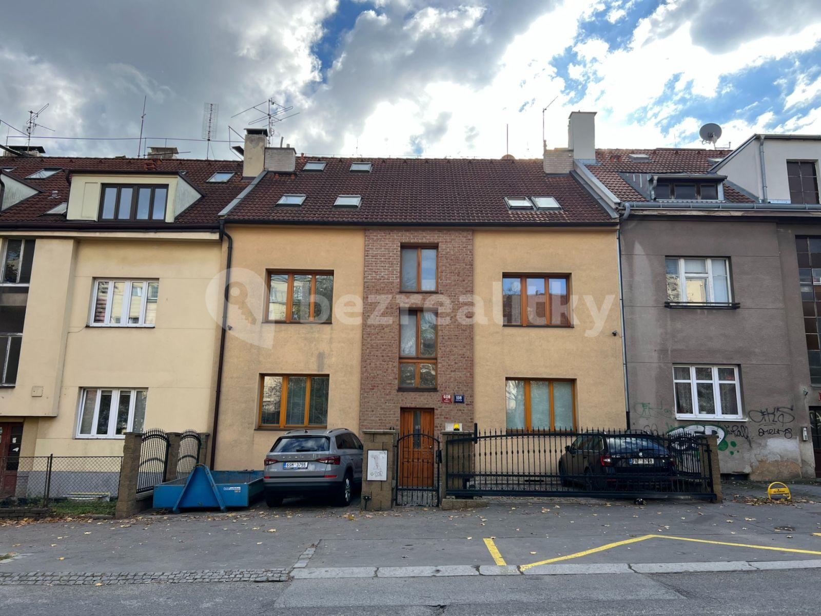 3 bedroom flat to rent, 98 m², Budějovická, Prague, Prague