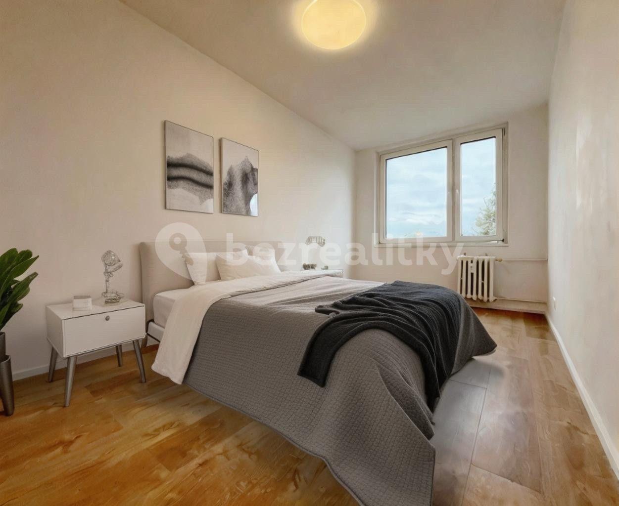 3 bedroom with open-plan kitchen flat for sale, 77 m², Přecechtělova, Prague, Prague