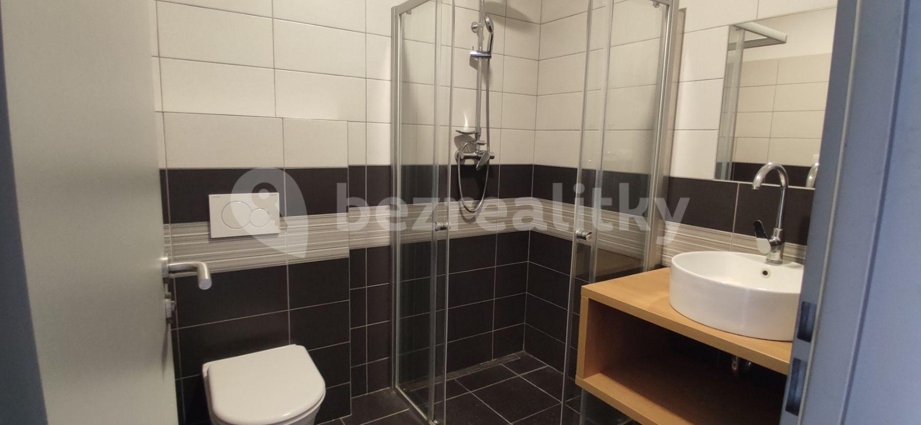 Studio flat to rent, 26 m², Jeremiášova, Prague, Prague