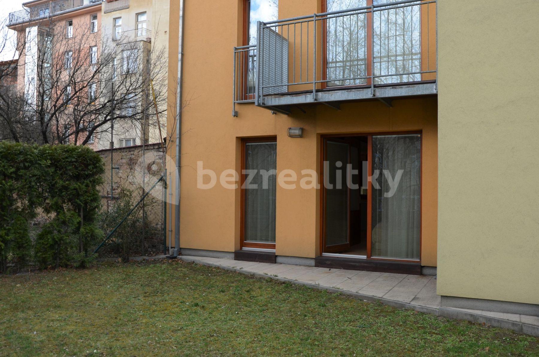 1 bedroom with open-plan kitchen flat to rent, 58 m², Pod Karlovem, Prague, Prague