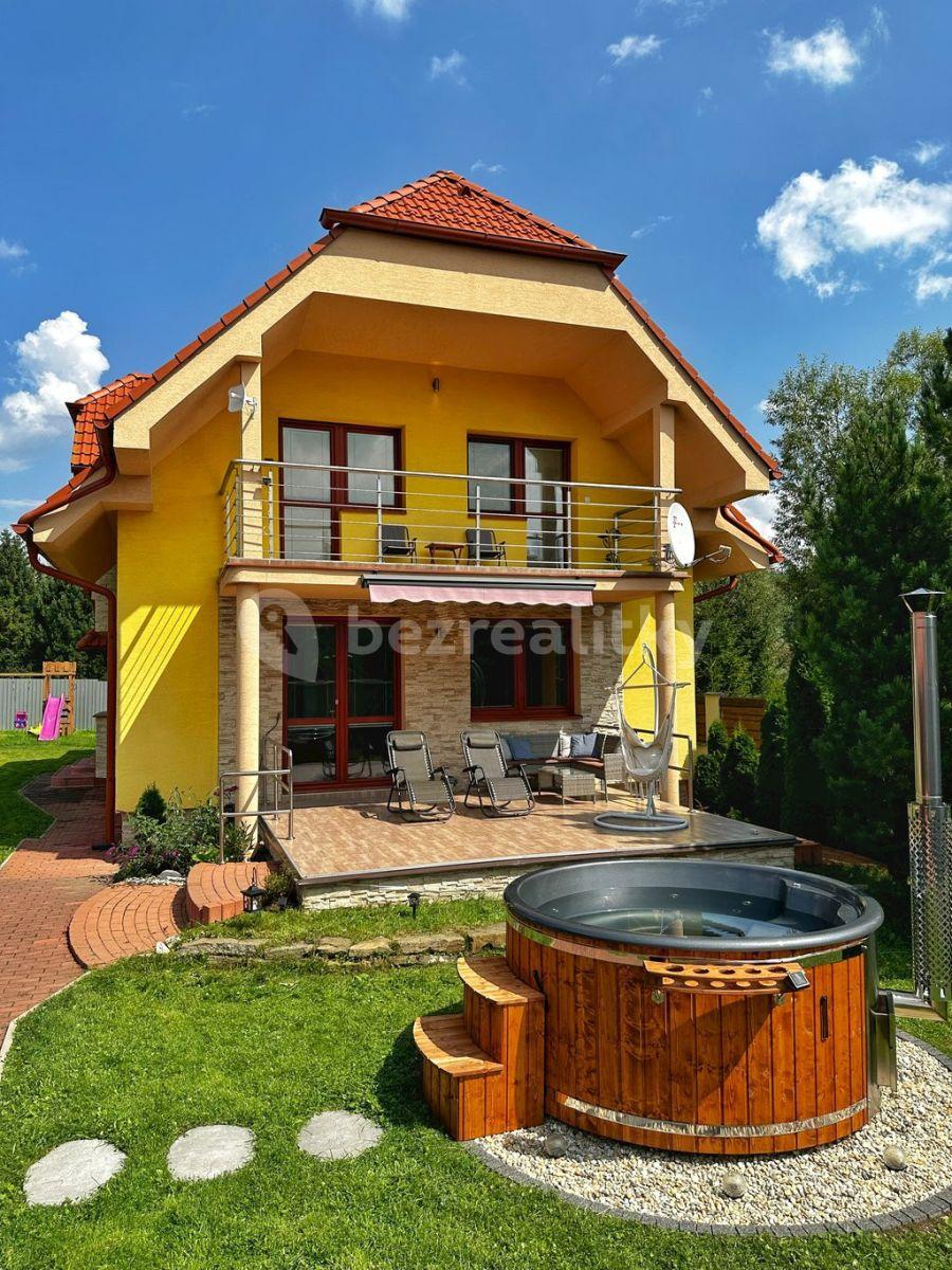 4 bedroom flat to rent, 150 m², Popradská, Veľká Lomnica, Prešovský Region