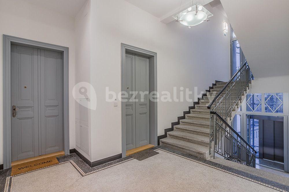 1 bedroom with open-plan kitchen flat to rent, 89 m², Laubova, Prague, Prague