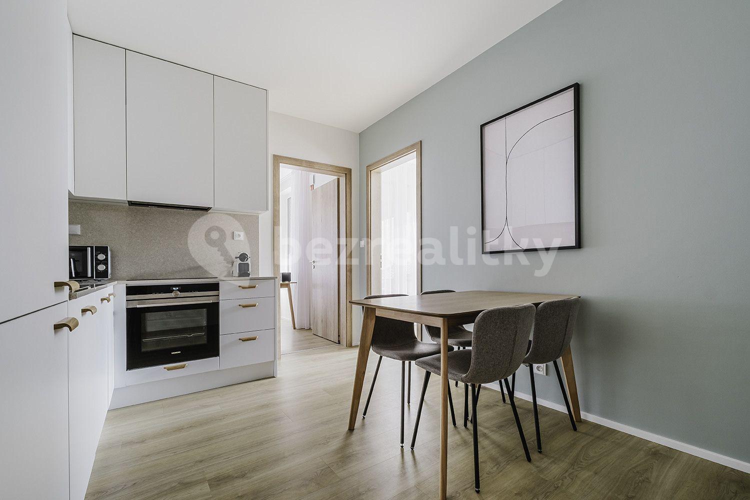 2 bedroom flat to rent, 58 m², U Pergamenky a, Prague, Prague