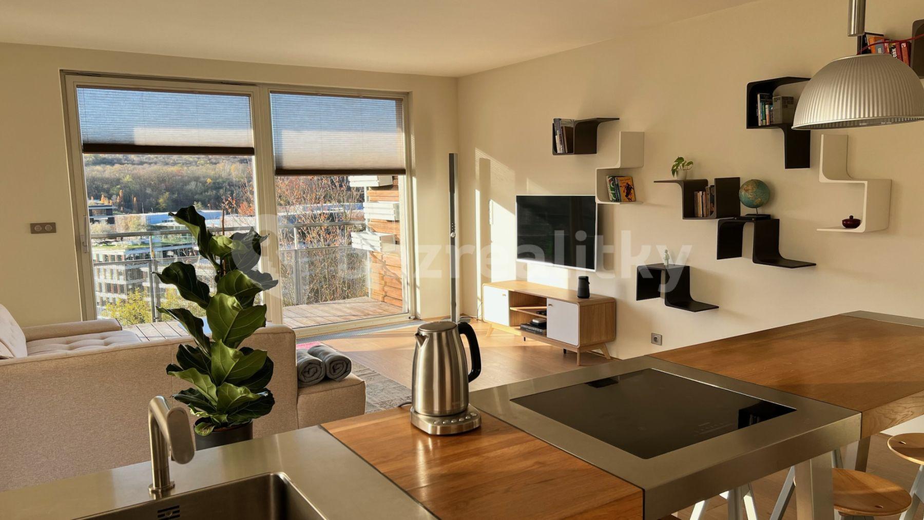 2 bedroom with open-plan kitchen flat to rent, 90 m², Klímova, Prague, Prague