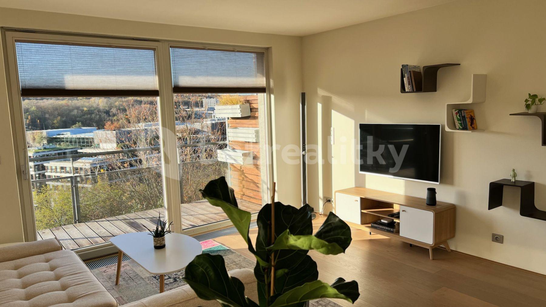 2 bedroom with open-plan kitchen flat to rent, 90 m², Klímova, Prague, Prague