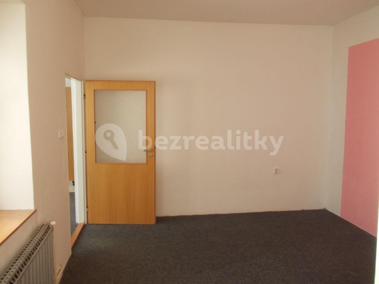 3 bedroom with open-plan kitchen flat to rent, 80 m², Bayerova, Brno, Jihomoravský Region