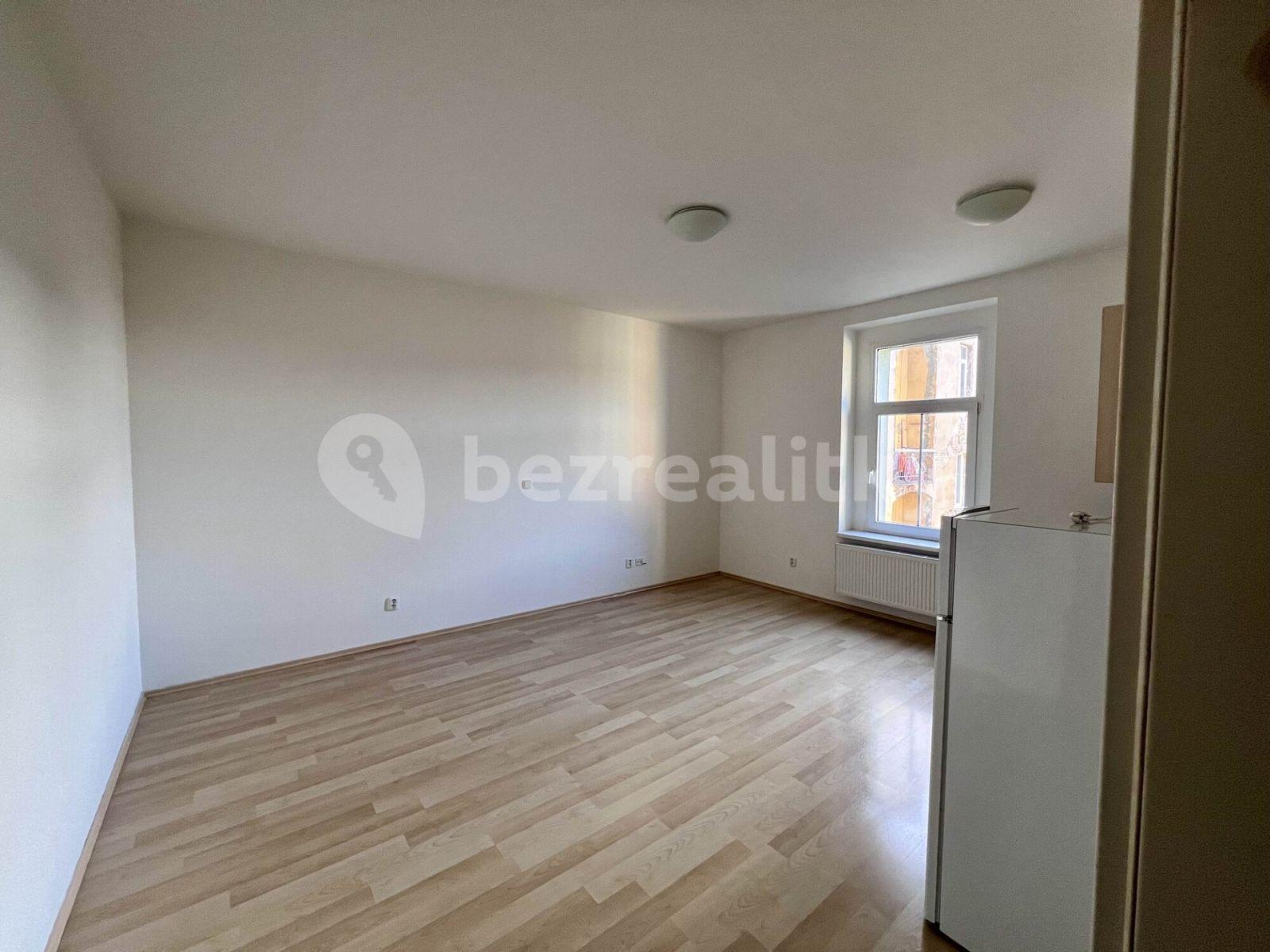 Studio flat for sale, 30 m², Vysočanské náměstí, Prague, Prague