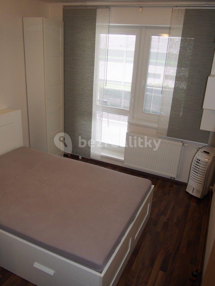 1 bedroom with open-plan kitchen flat to rent, 54 m², Říčanská, Brno, Jihomoravský Region