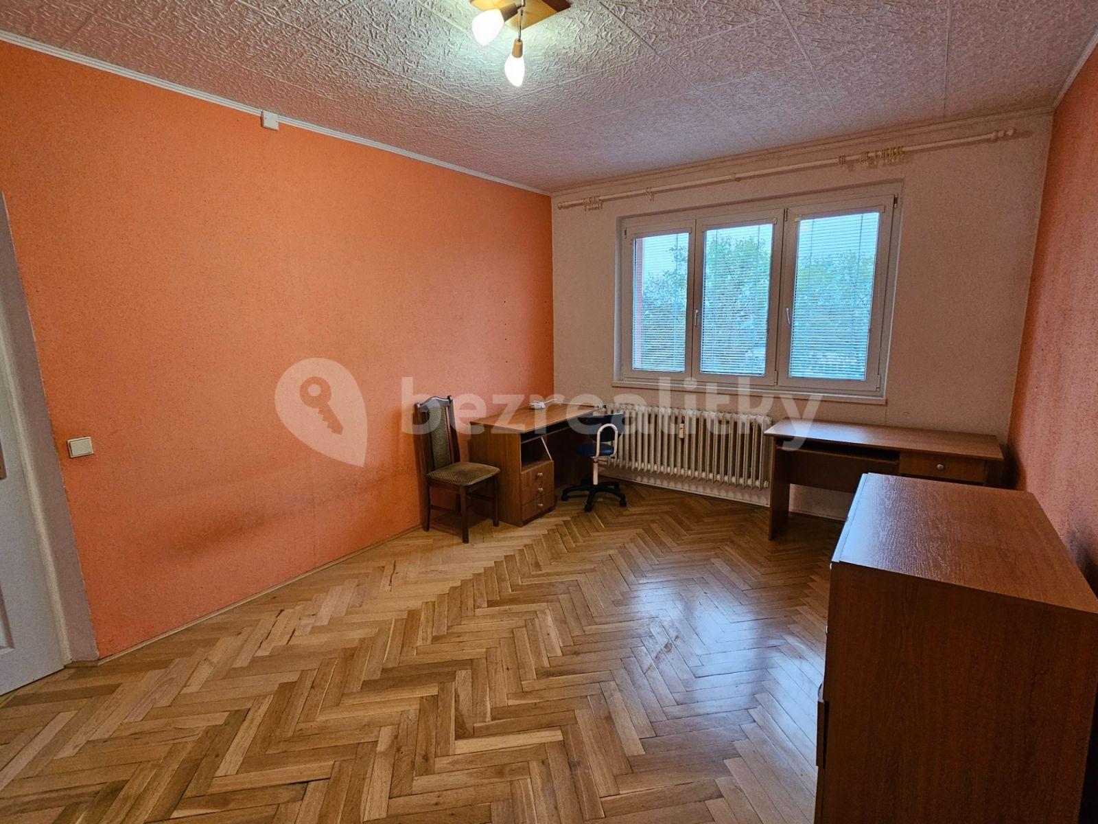 2 bedroom flat for sale, 58 m², Hutník, Veselí nad Moravou, Jihomoravský Region