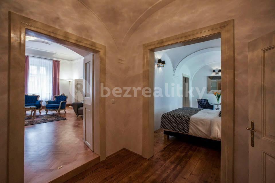 3 bedroom flat to rent, 130 m², Michalská, Prague, Prague