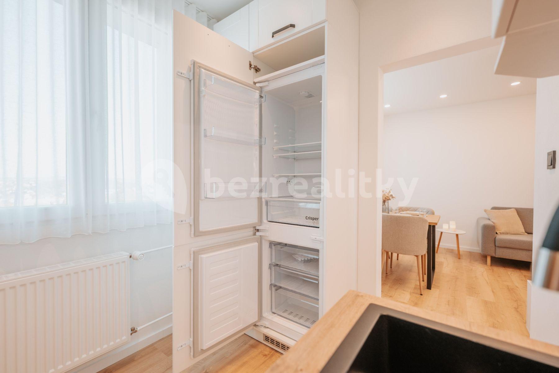 3 bedroom flat for sale, 66 m², Heyrovského, Plzeň, Plzeňský Region