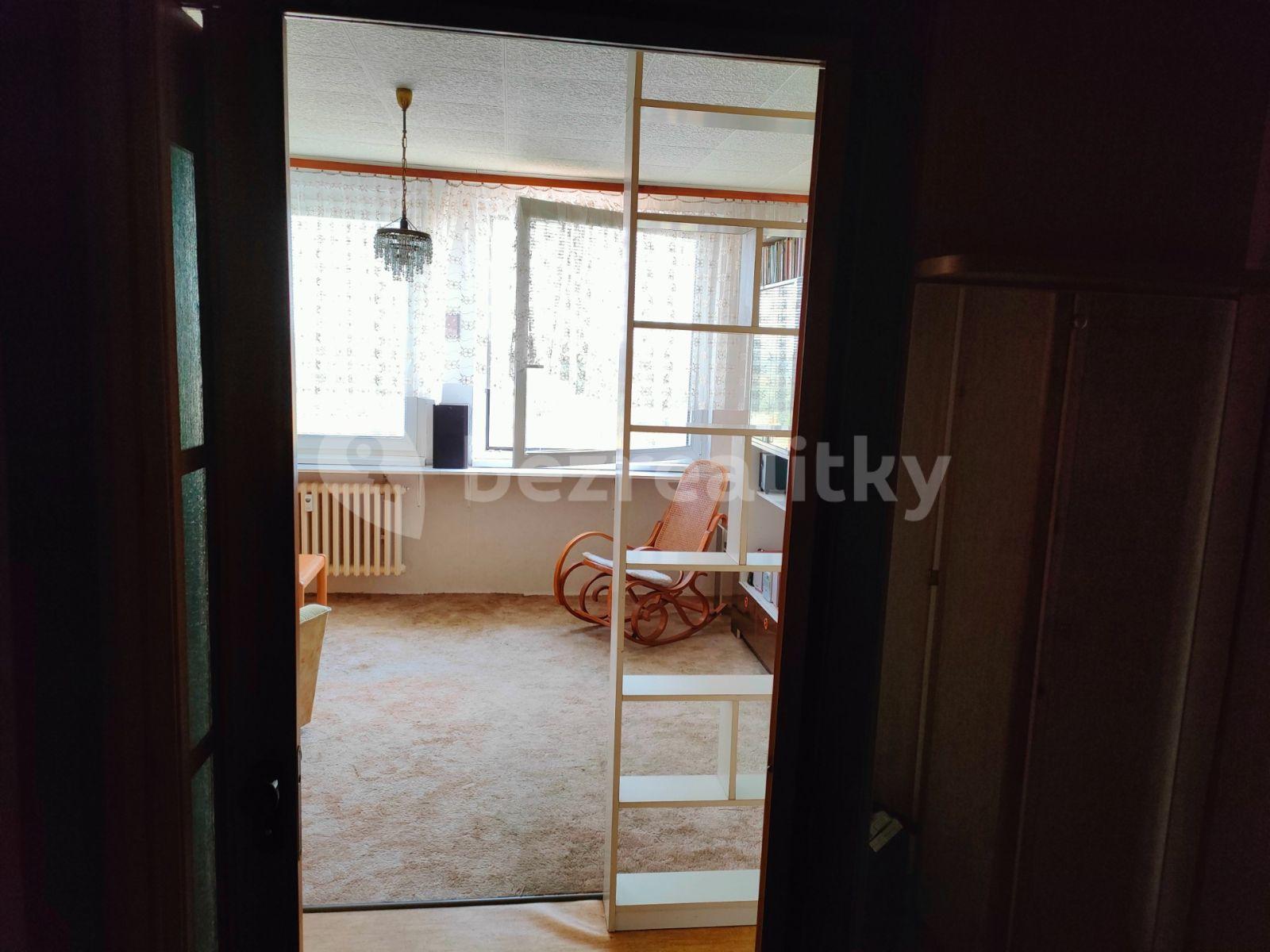 1 bedroom with open-plan kitchen flat to rent, 44 m², Majerského, Prague, Prague