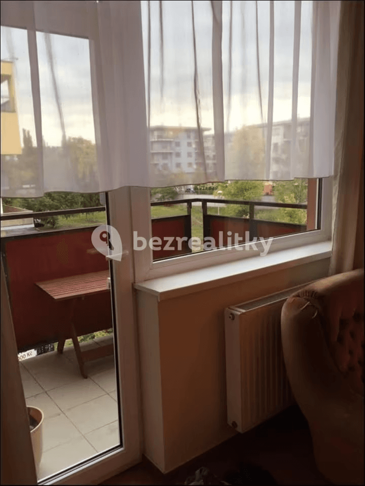 Studio flat for sale, 31 m², Podkovářská, Prague, Prague