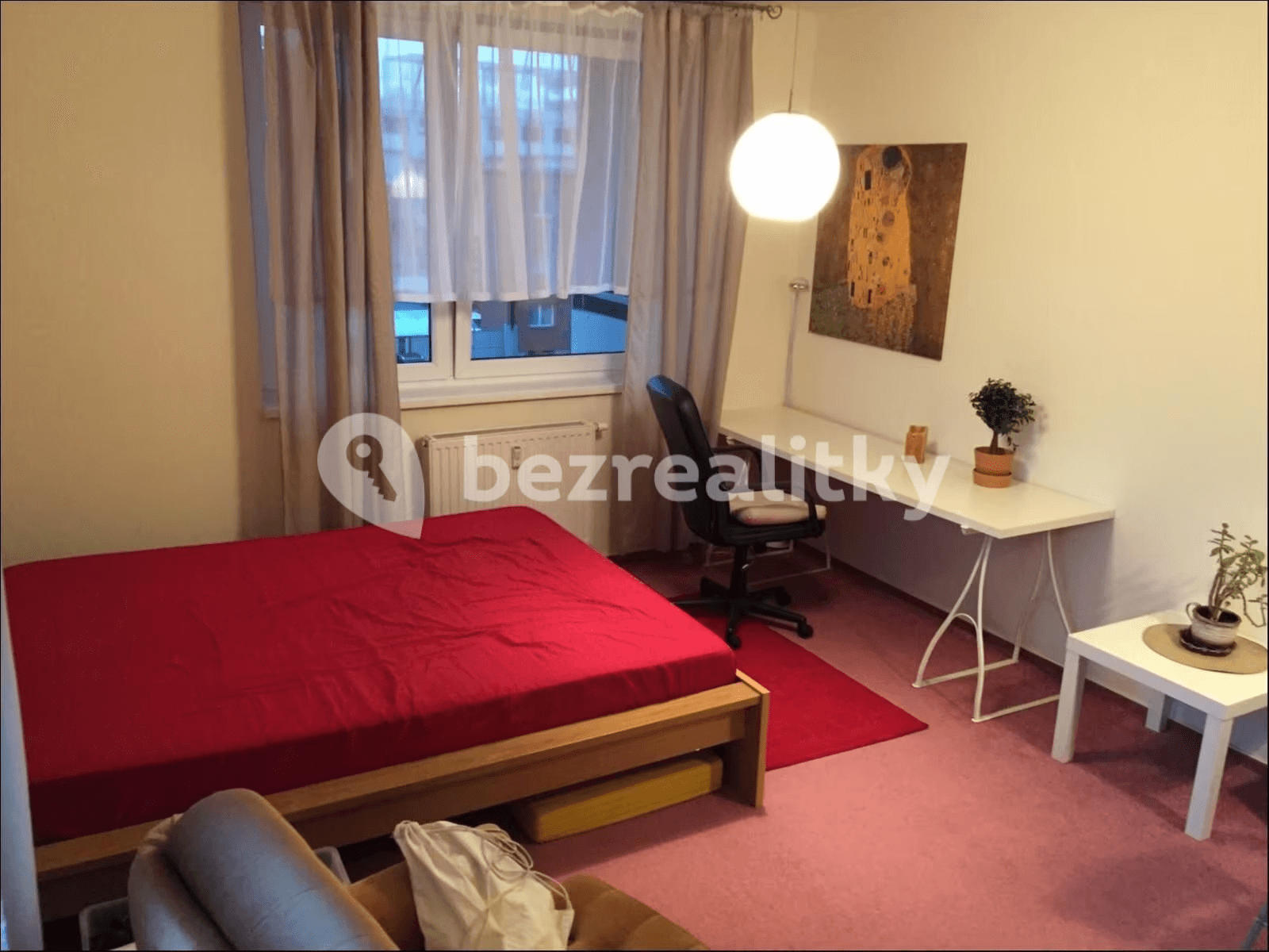 Studio flat for sale, 31 m², Podkovářská, Prague, Prague