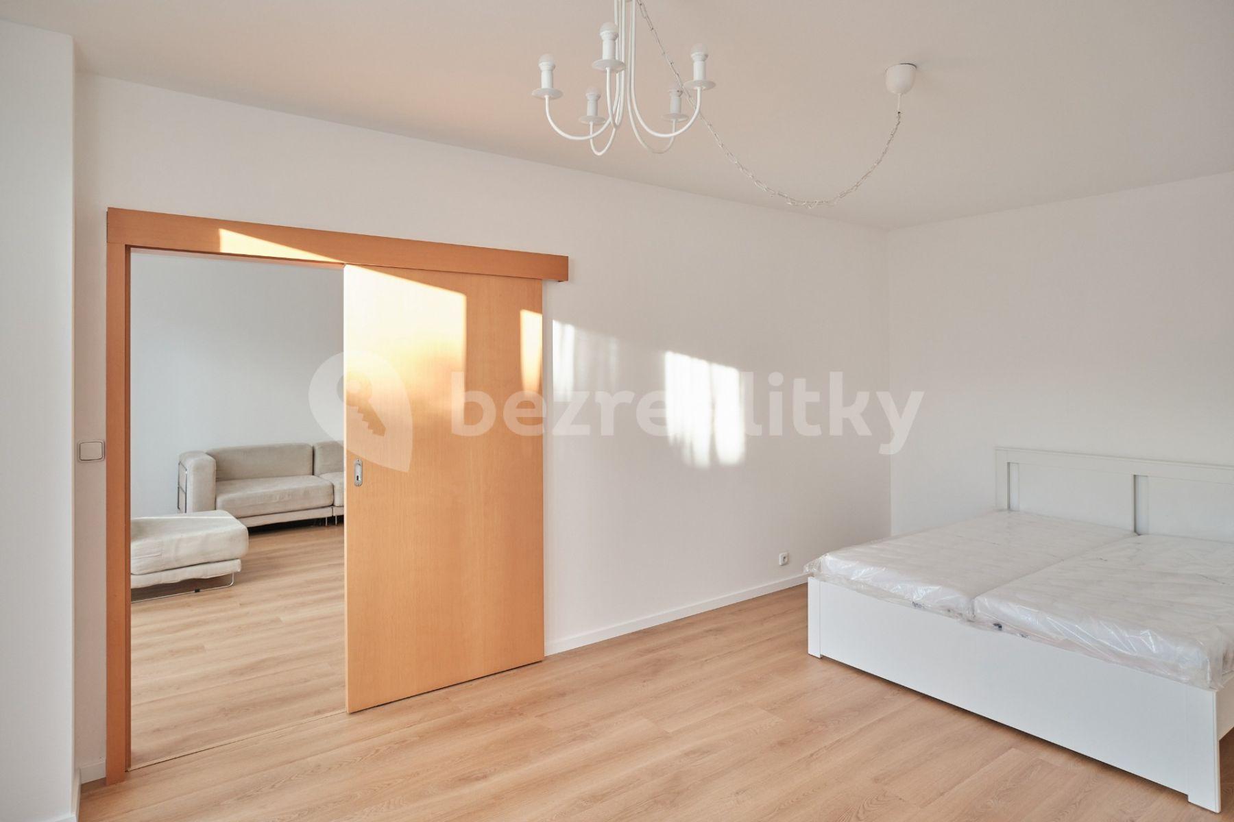 1 bedroom with open-plan kitchen flat for sale, 83 m², Na Maninách, Prague, Prague