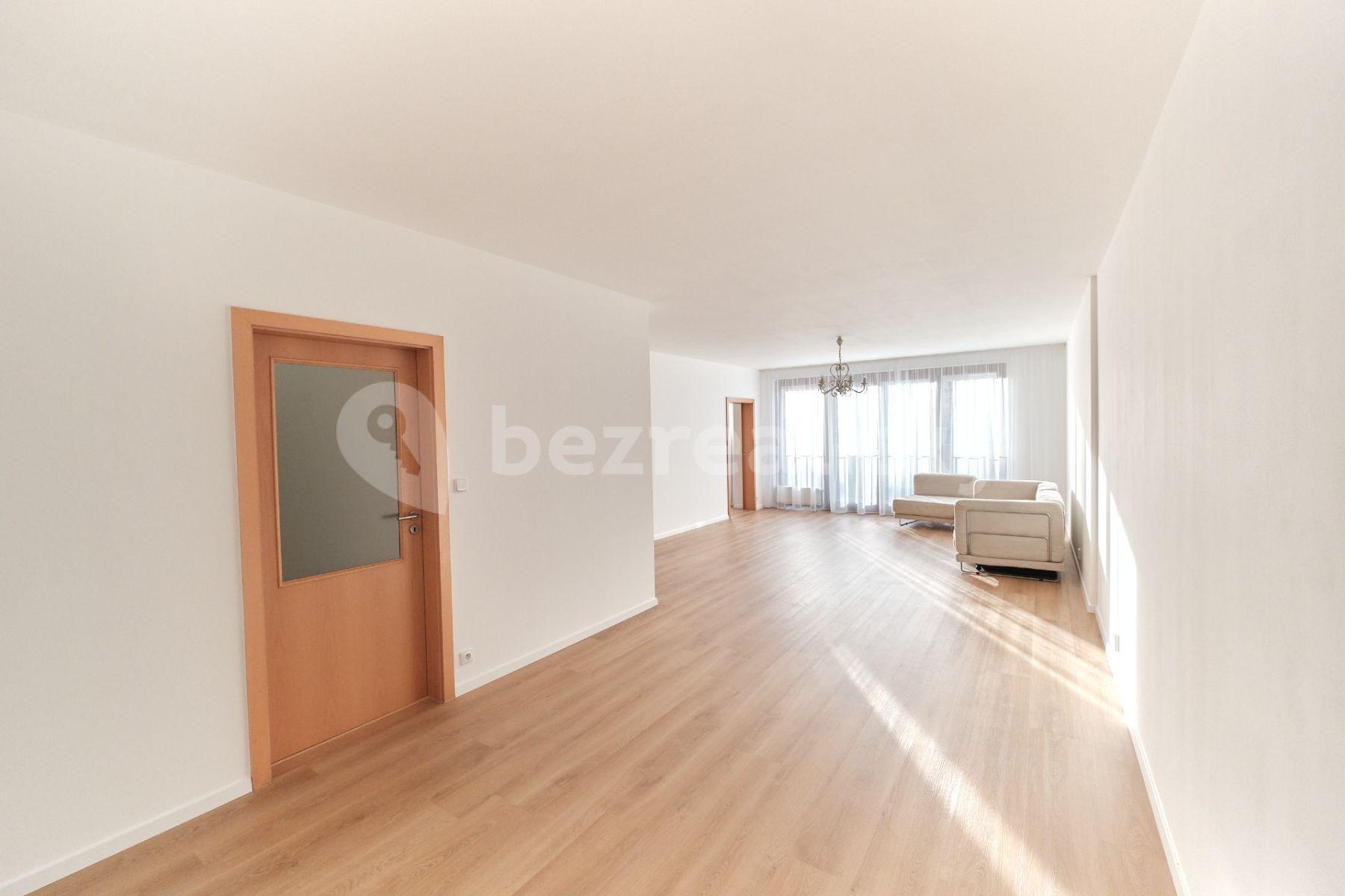 1 bedroom with open-plan kitchen flat for sale, 83 m², Na Maninách, Prague, Prague