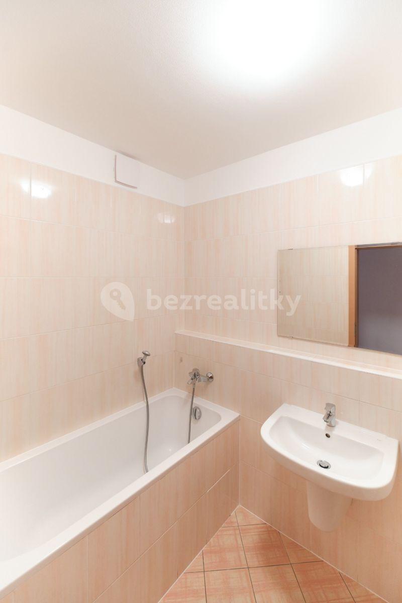 1 bedroom with open-plan kitchen flat for sale, 83 m², Na Maninách, Prague, Prague