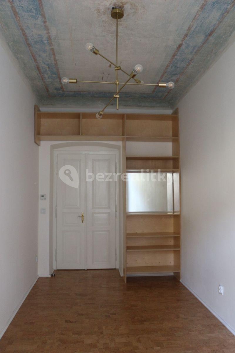 1 bedroom with open-plan kitchen flat to rent, 41 m², Bořivojova, Prague, Prague