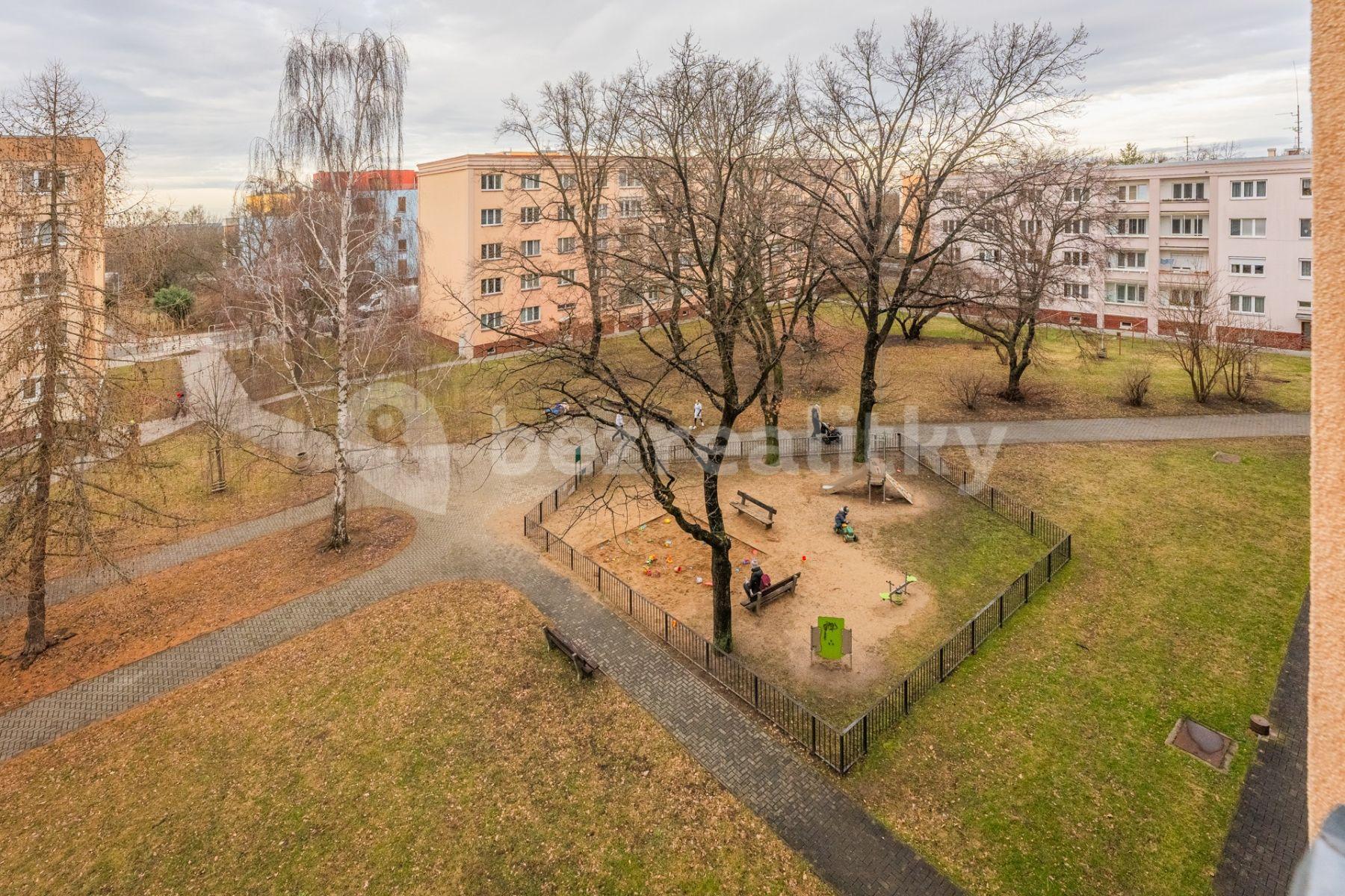 2 bedroom flat to rent, 55 m², Peštukova, Prague, Prague