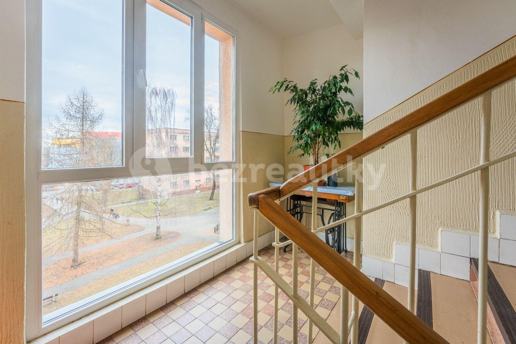 2 bedroom flat to rent, 55 m², Peštukova, Prague, Prague