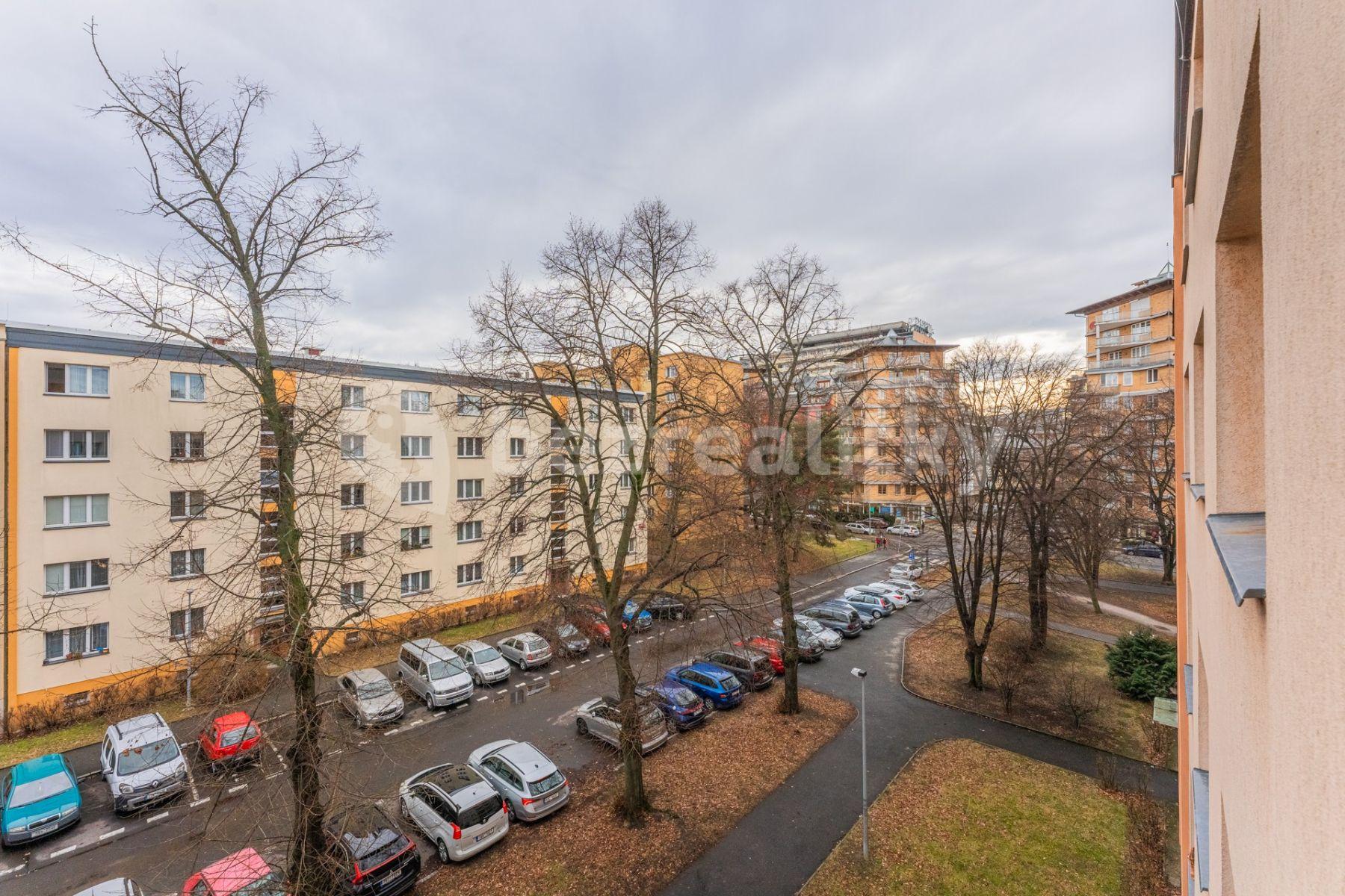 2 bedroom flat to rent, 55 m², Peštukova, Prague, Prague