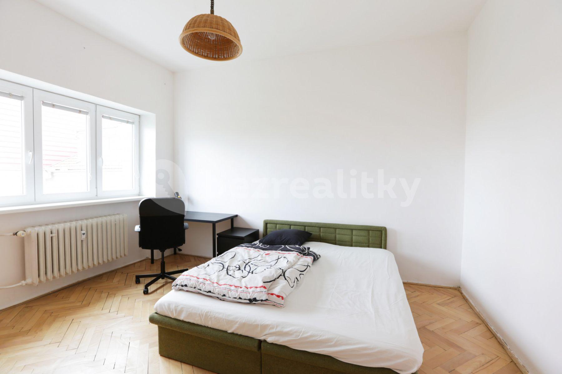 2 bedroom flat to rent, 57 m², Chaloupeckého náměstí, Brno, Jihomoravský Region