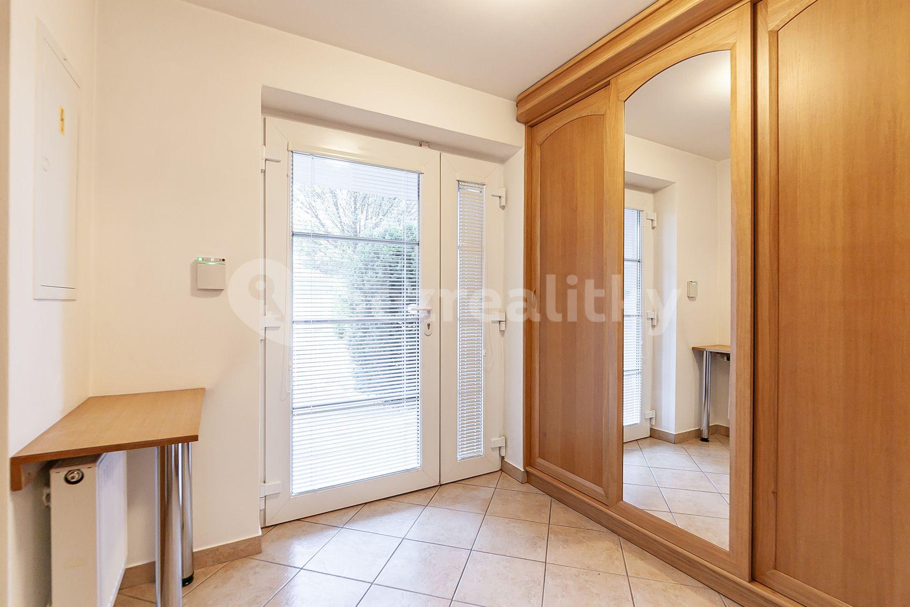 house for sale, 213 m², Plavínová, Prague, Prague