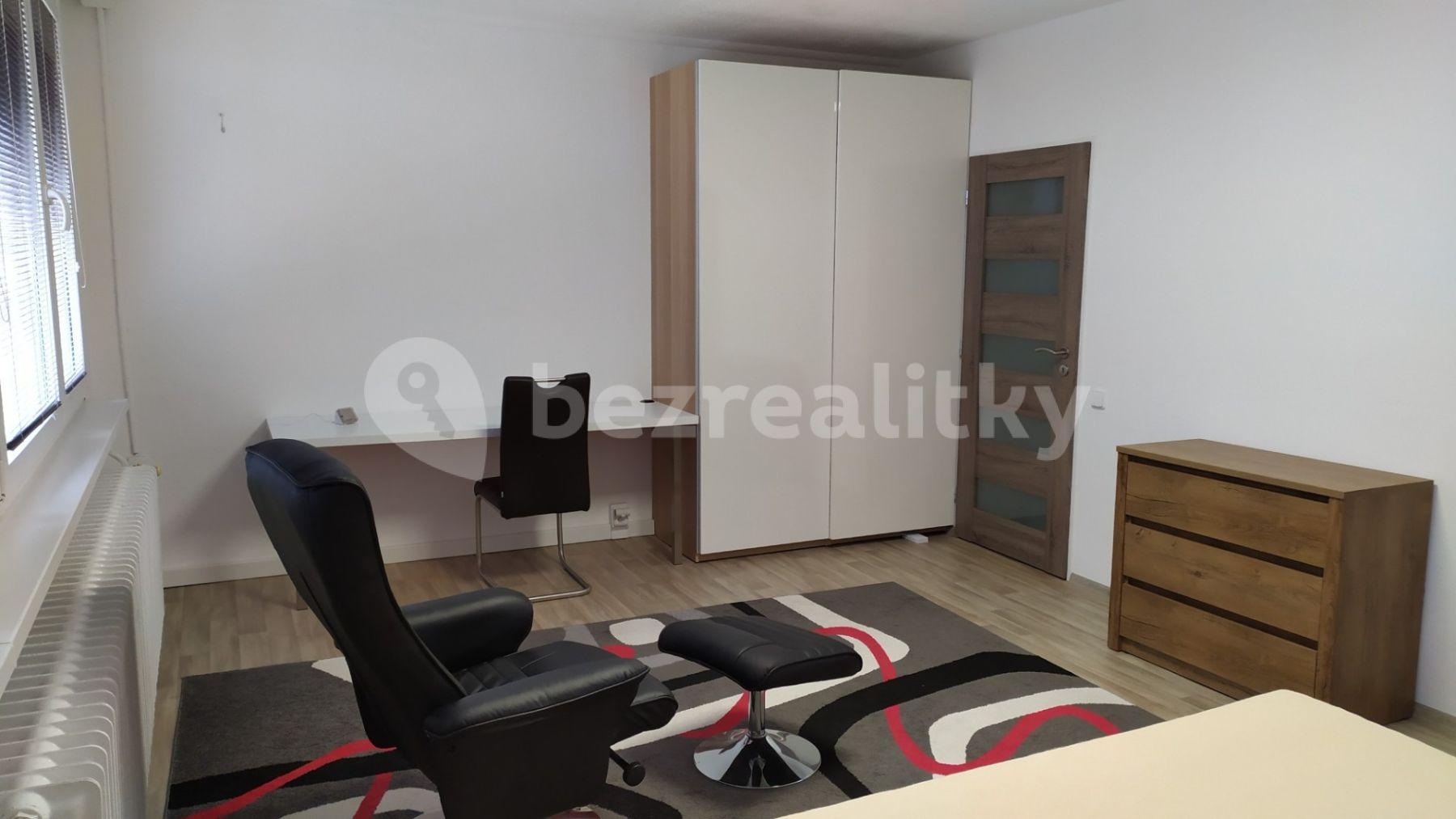 2 bedroom flat to rent, 70 m², Přímětická, Prague, Prague