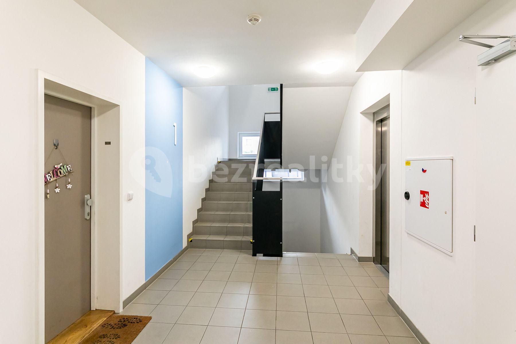 Studio flat for sale, 34 m², Oty Bubeníčka, Prague, Prague