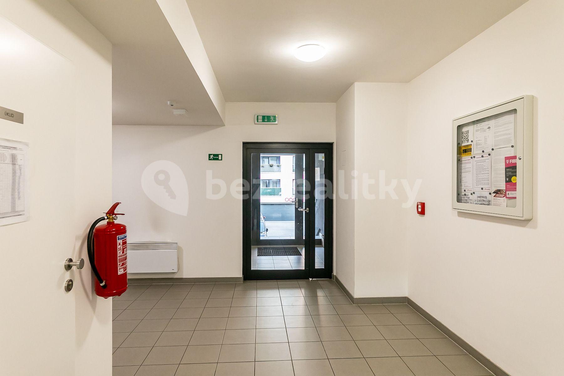 Studio flat for sale, 34 m², Oty Bubeníčka, Prague, Prague