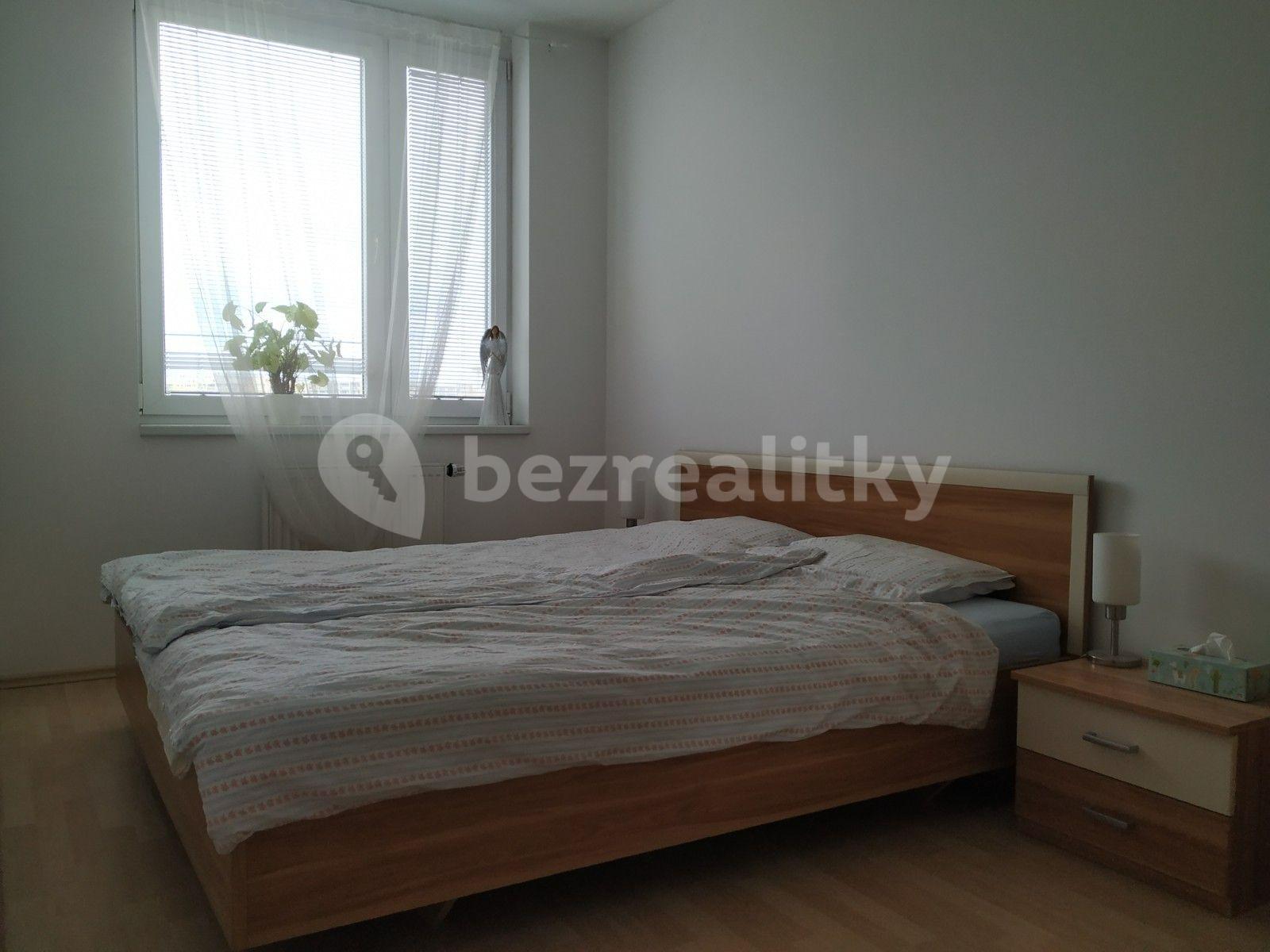 1 bedroom with open-plan kitchen flat to rent, 53 m², Bechlínská, Prague, Prague