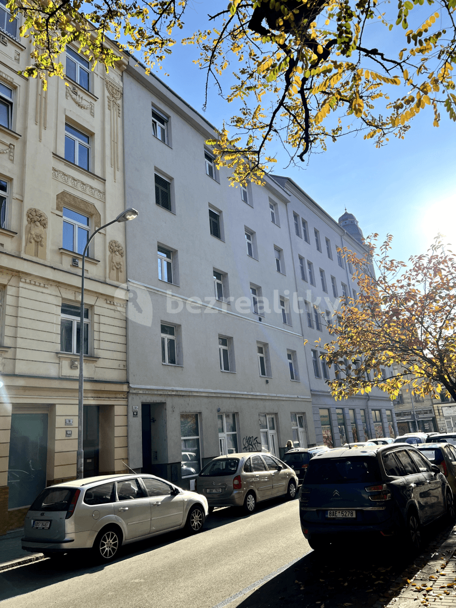 Studio flat for sale, 21 m², Körnerova, Brno, Jihomoravský Region