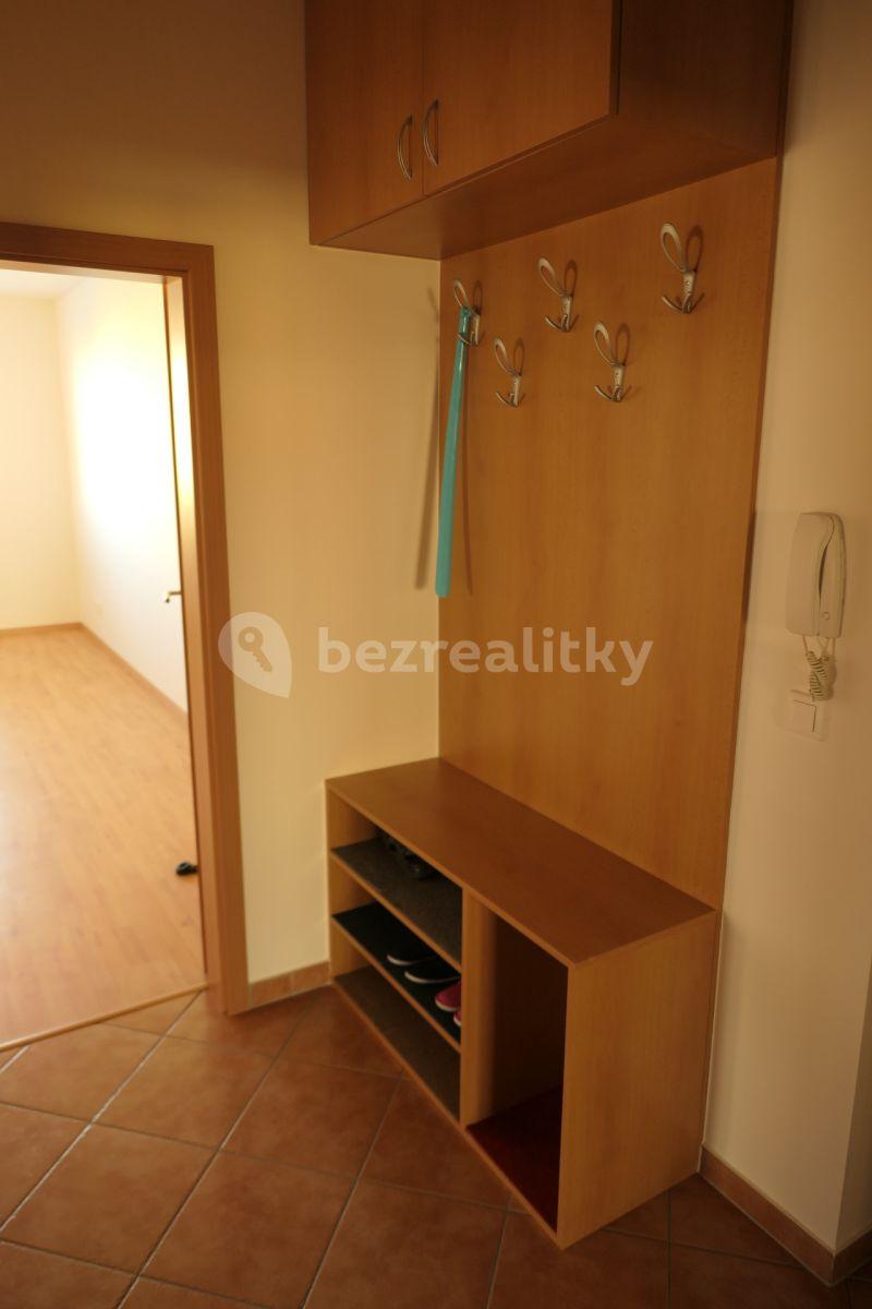 2 bedroom with open-plan kitchen flat to rent, 82 m², Sicherova, Prague, Prague