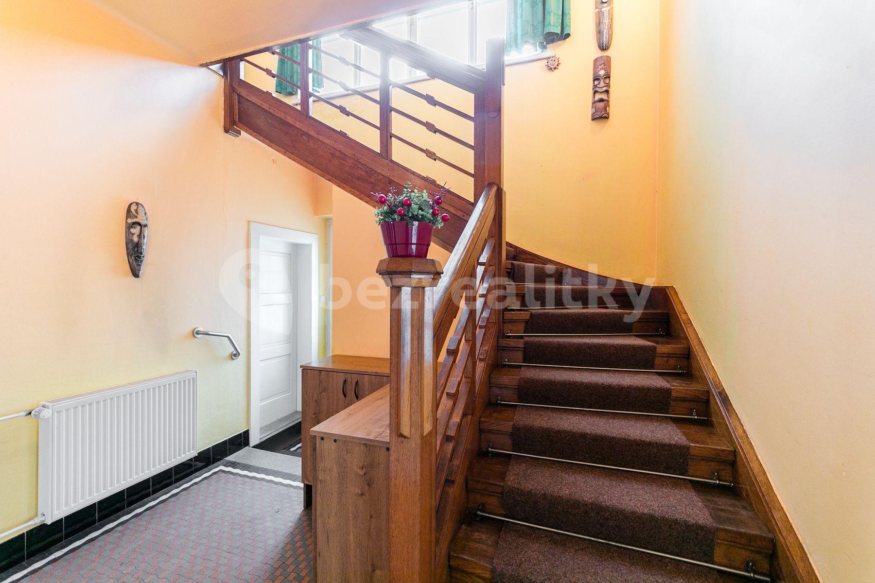 house for sale, 180 m², Hněvotín, Hněvotín, Olomoucký Region