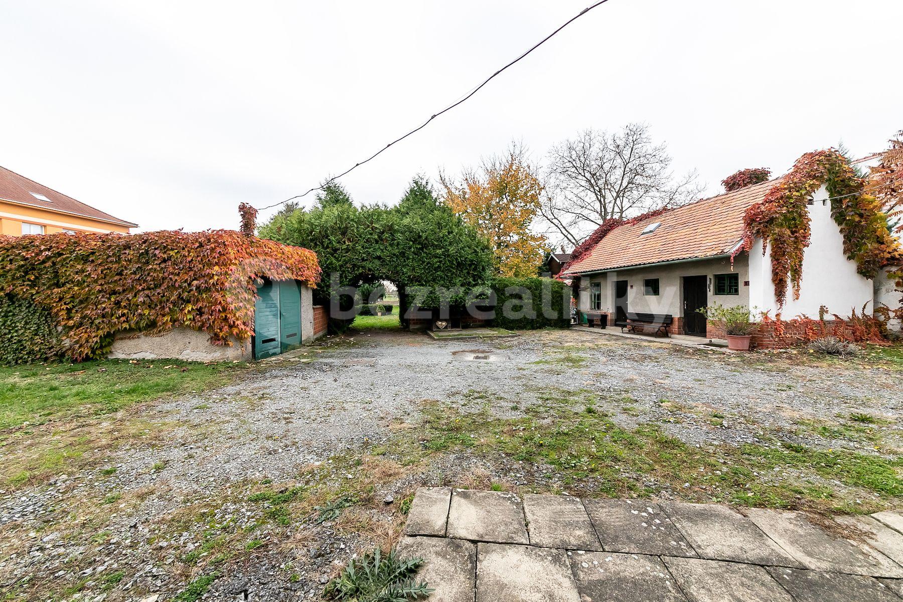 house for sale, 180 m², Hněvotín, Hněvotín, Olomoucký Region