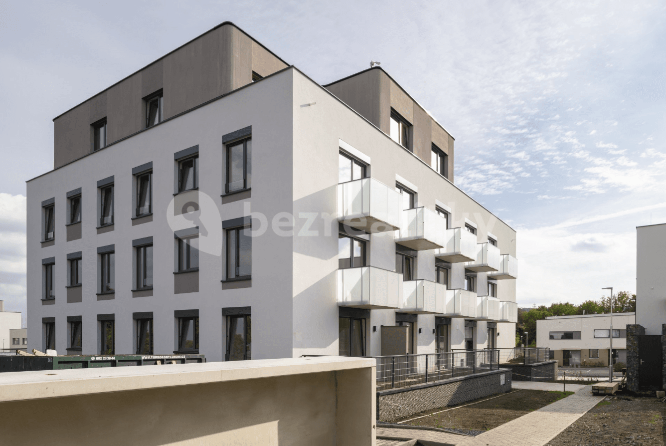 1 bedroom with open-plan kitchen flat to rent, 47 m², Oldřichovská, Prague, Prague