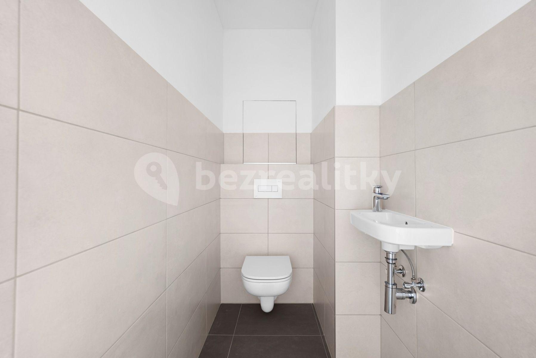 2 bedroom with open-plan kitchen flat for sale, 77 m², Viktora Olivy, Nové Strašecí, Středočeský Region