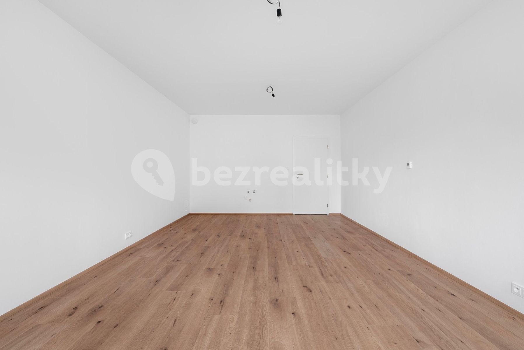 2 bedroom with open-plan kitchen flat for sale, 93 m², Viktora Olivy, Nové Strašecí, Středočeský Region