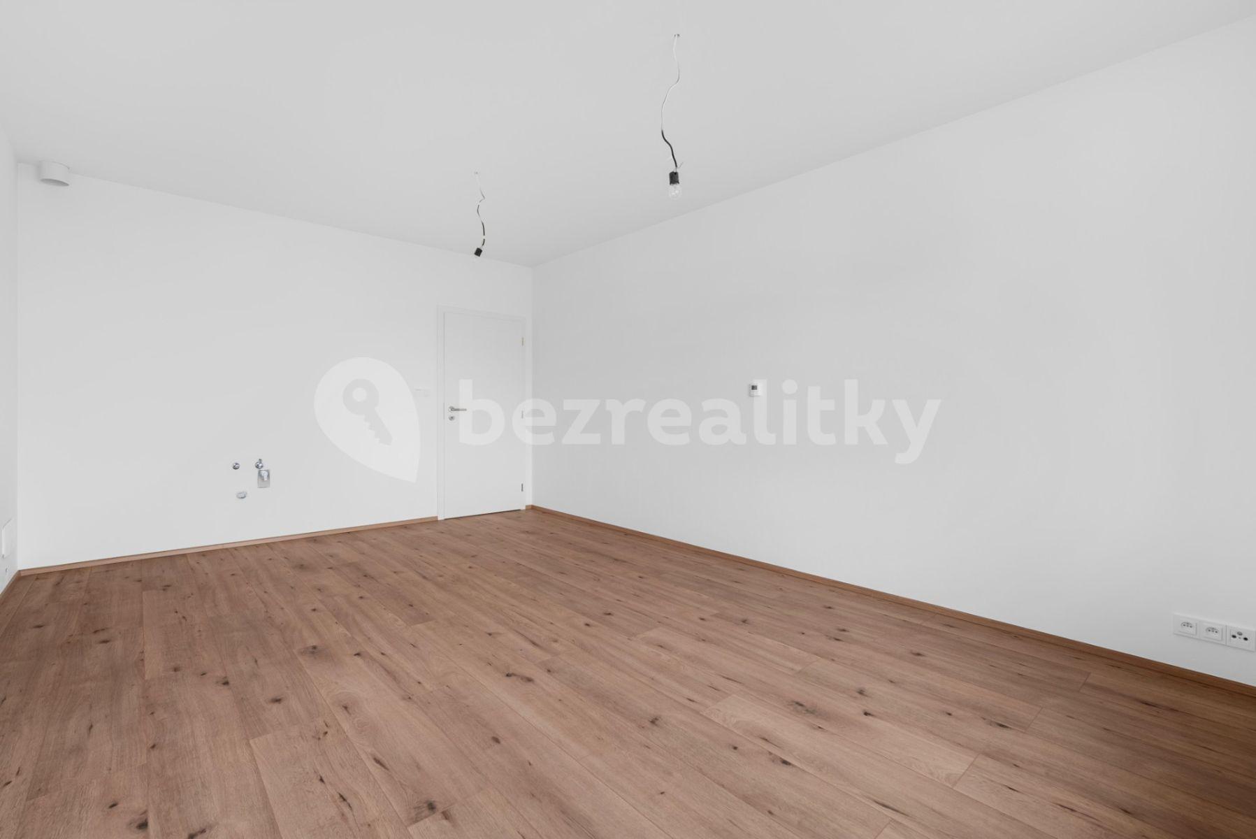 1 bedroom with open-plan kitchen flat for sale, 62 m², Viktora Olivy, Nové Strašecí, Středočeský Region