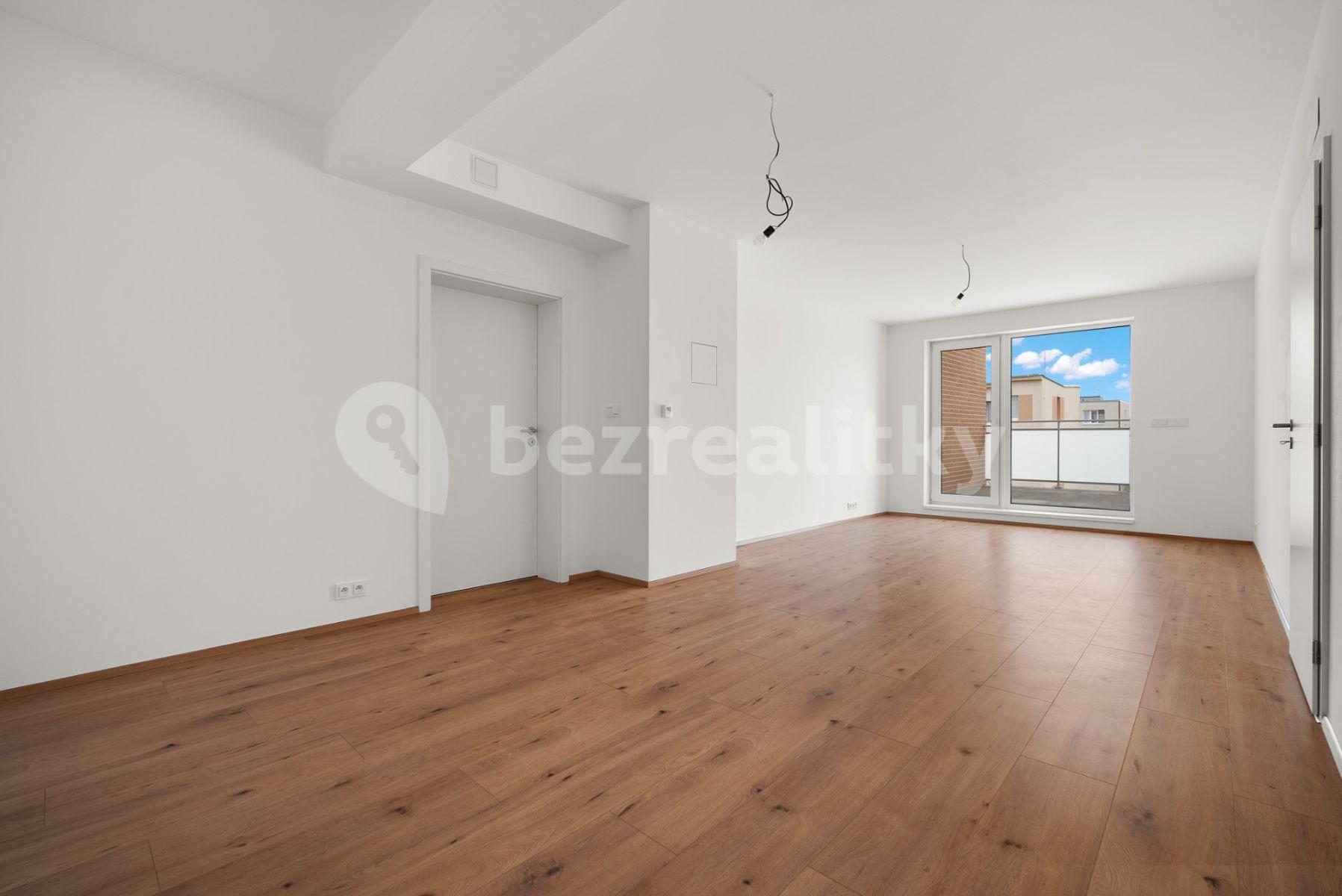 3 bedroom with open-plan kitchen flat for sale, 120 m², Viktora Olivy, Nové Strašecí, Středočeský Region