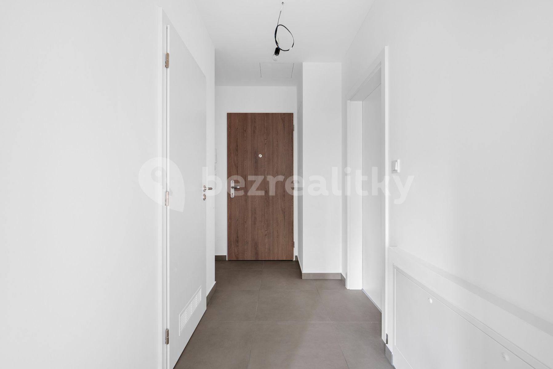 1 bedroom with open-plan kitchen flat for sale, 44 m², Viktora Olivy, Nové Strašecí, Středočeský Region