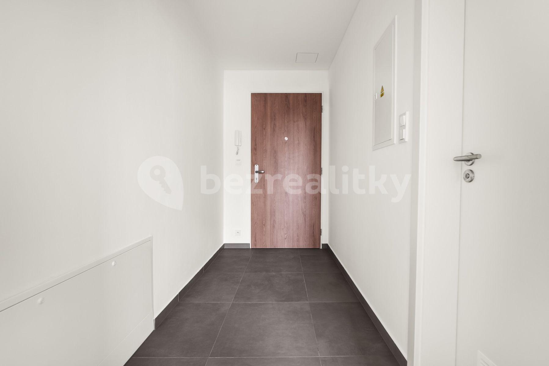 1 bedroom with open-plan kitchen flat for sale, 47 m², Viktora Olivy, Nové Strašecí, Středočeský Region