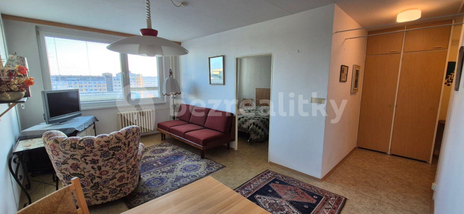 1 bedroom with open-plan kitchen flat for sale, 43 m², Petržílkova, Prague, Prague