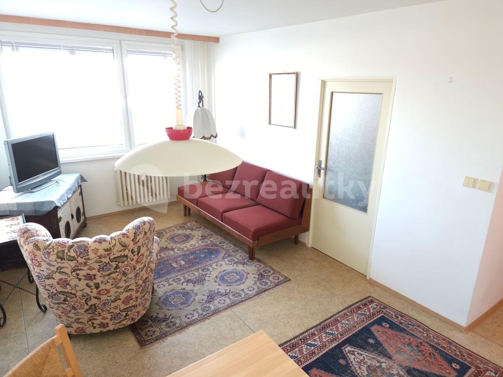 1 bedroom with open-plan kitchen flat for sale, 43 m², Petržílkova, Prague, Prague