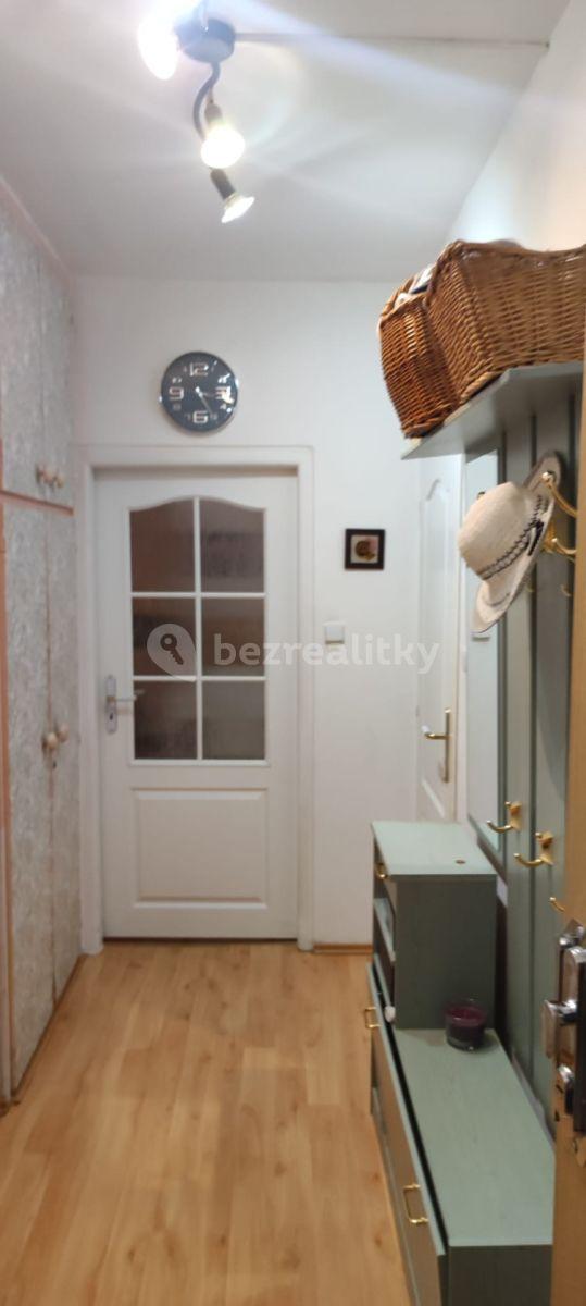 2 bedroom flat for sale, 55 m², Budovatelů, Karlovy Vary, Karlovarský Region