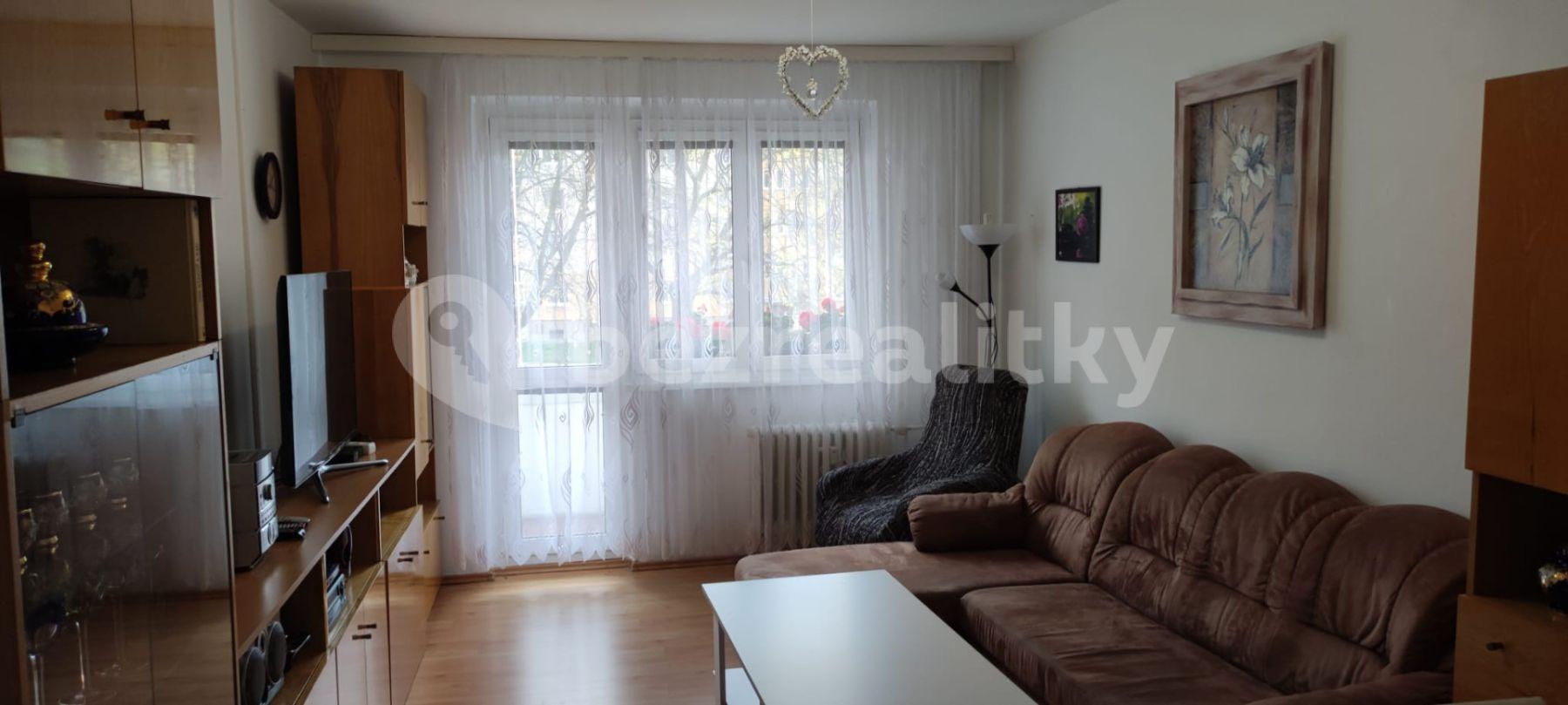 2 bedroom flat for sale, 55 m², Budovatelů, Karlovy Vary, Karlovarský Region