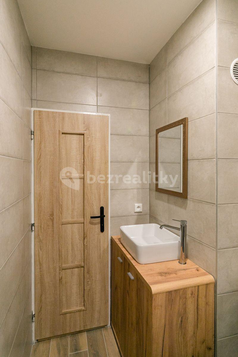 3 bedroom flat for sale, 64 m², Vysoká, Jablonec nad Nisou, Liberecký Region