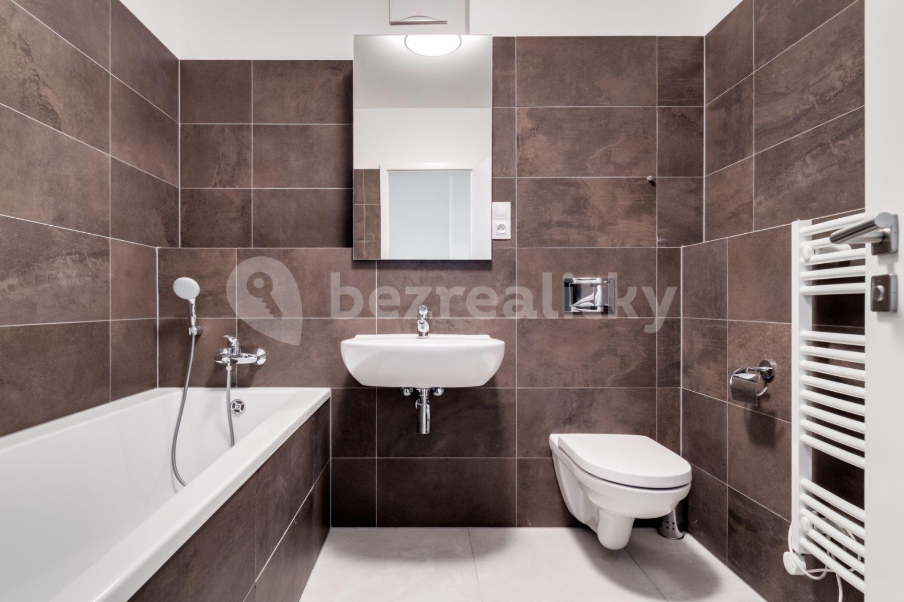 Studio flat for sale, 36 m², Pod Barvířkou, Prague, Prague