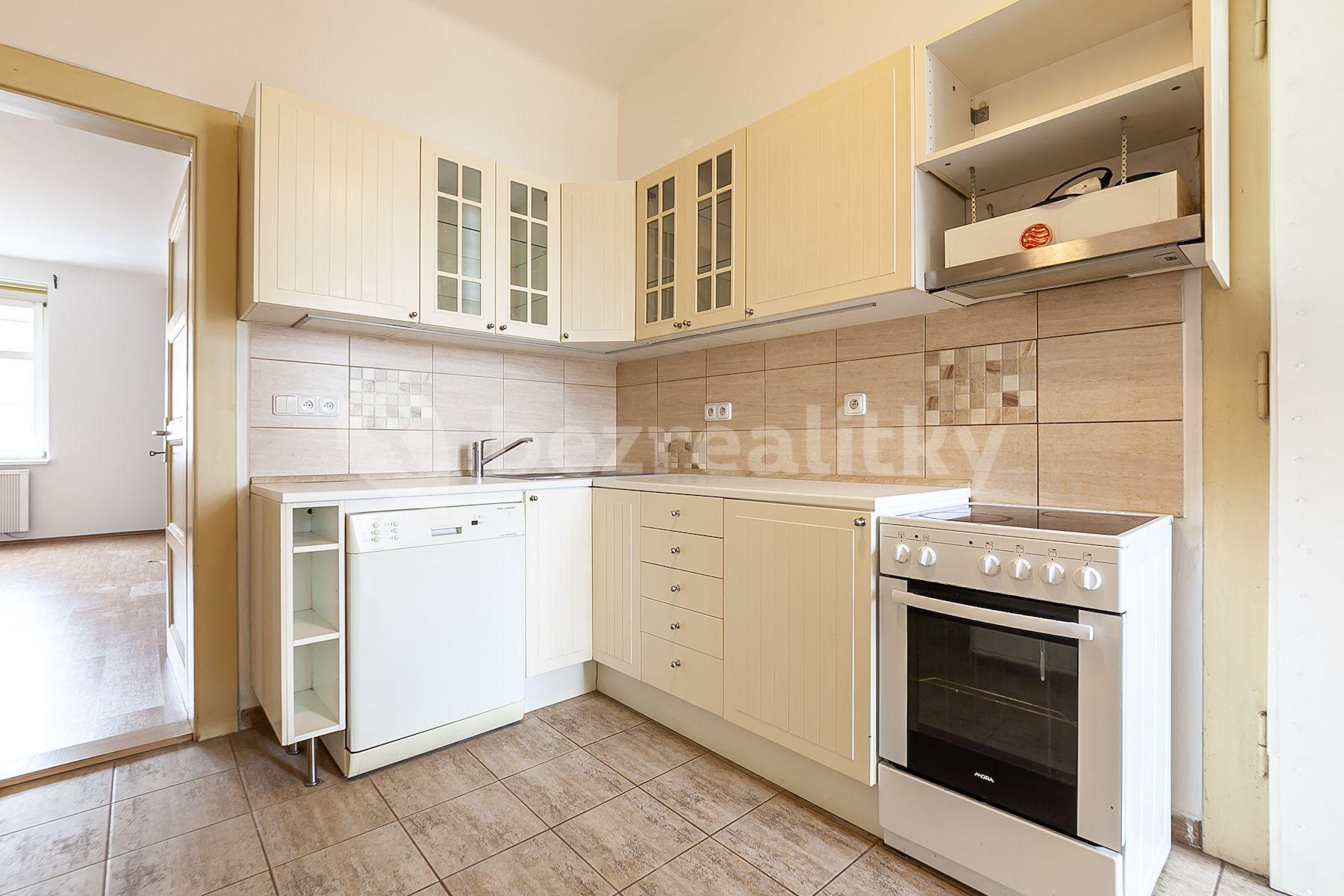 1 bedroom with open-plan kitchen flat for sale, 54 m², 5. května, Prague, Prague